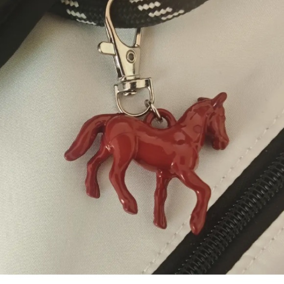 NEW Brown Red Horse Keychain Accessory - Picture 1 of 2